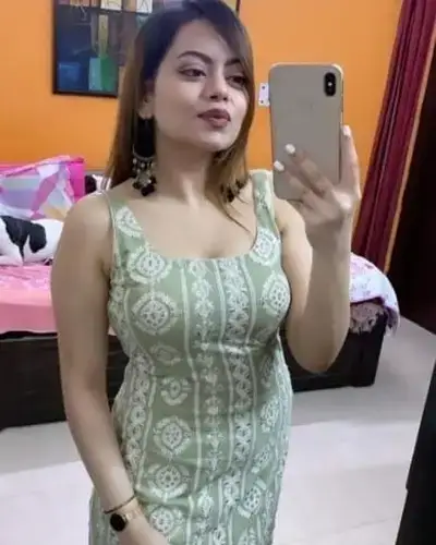 Call Girl in Porvorim
